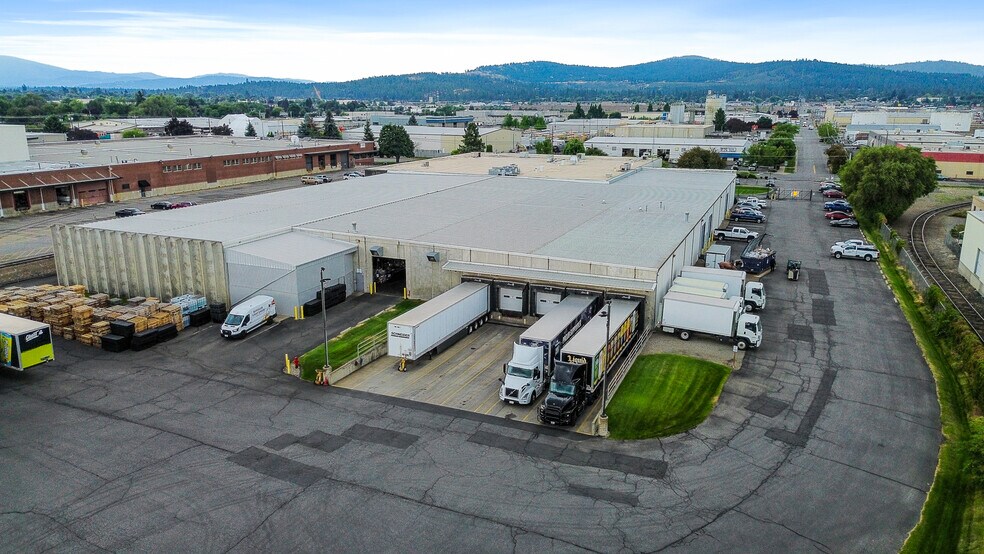 More Photos Of 6715 E Mission Ave, Spokane Warehouse For Lease