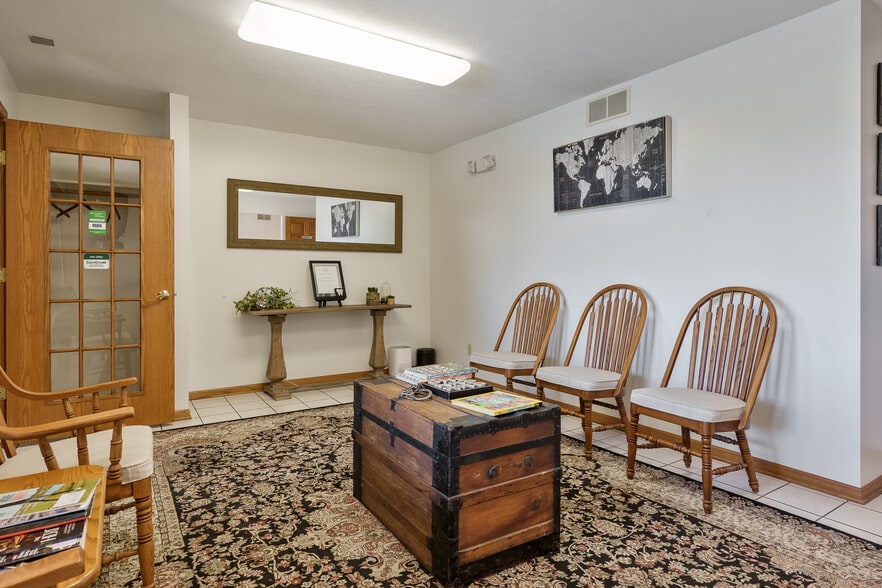 More Photos Of 7550 Rote Rd, Rockford Medical For Sale