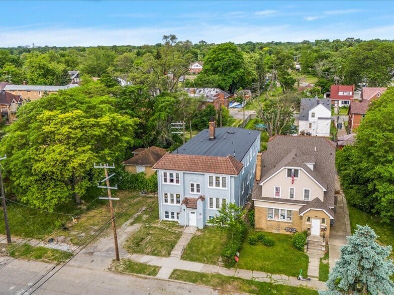 More Photos Of 18037 Pelkey St, Detroit Multifamily For Sale