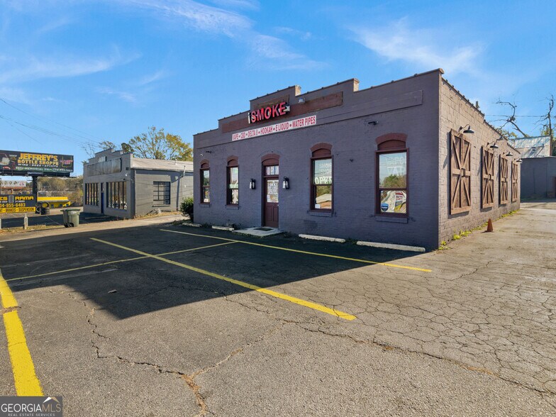 Primary Photo Of , Griffin General Retail For Sale