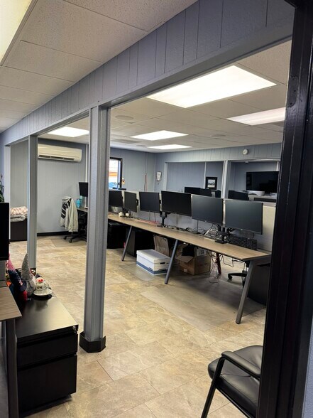 More Photos Of 1 Harold Ives Dr, North Little Rock Warehouse For Sale