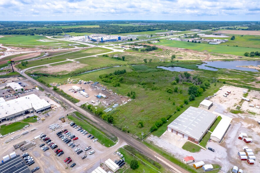 More Photos Of South Harvey, Norman Land For Sale