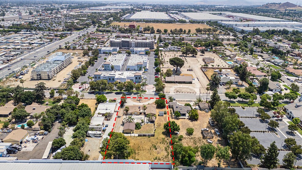 More Photos Of 10584 Juniper Ave, Fontana Warehouse For Sale