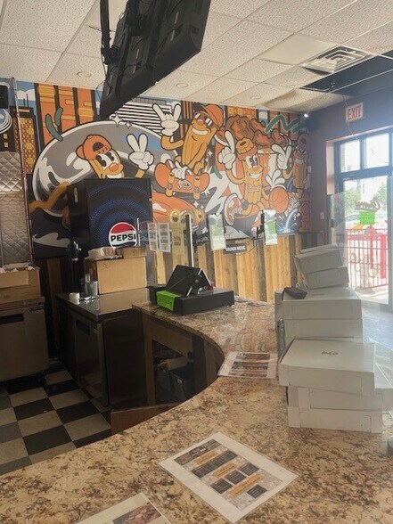More Photos Of 7034 S Harlem Ave, Bridgeview General Retail For Lease
