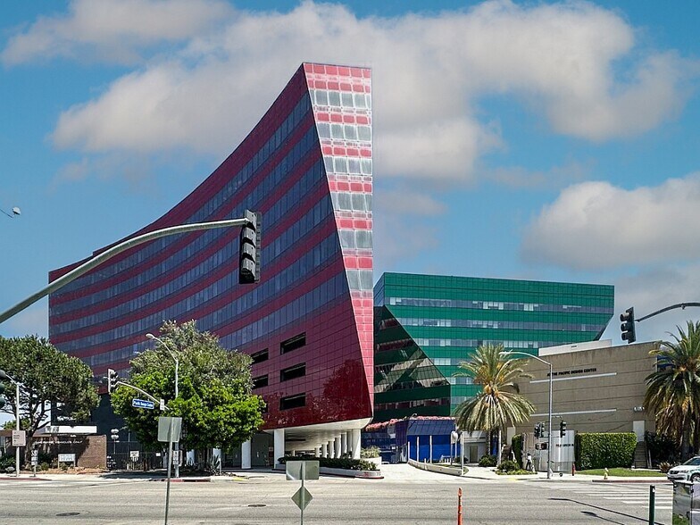 Primary Photo Of 700 N San Vicente Blvd, West Hollywood Office For Lease