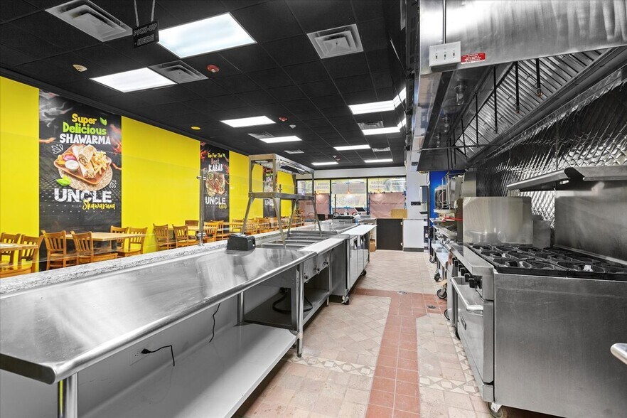 More Photos Of 6310-6312 Cermak Rd, Berwyn Restaurant For Sale
