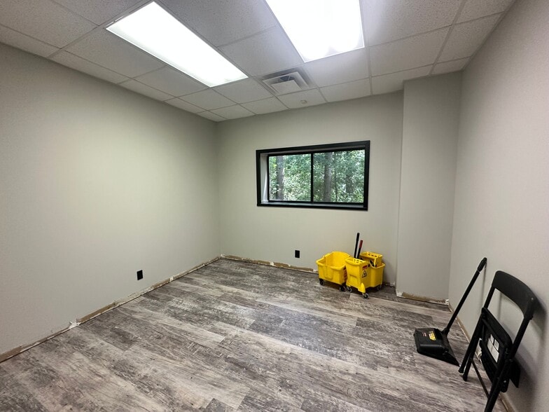 More Photos Of 4485 N Industrial Dr, Cumming Warehouse For Lease