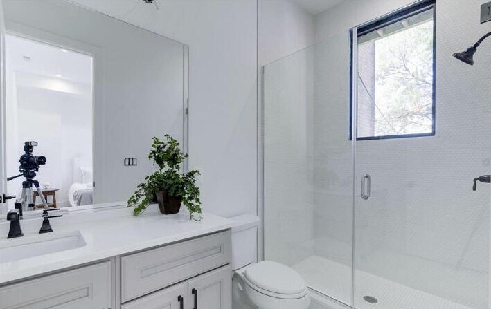 More Photos Of 5301 Connecticut Ave NW, Washington Apartments For Sale