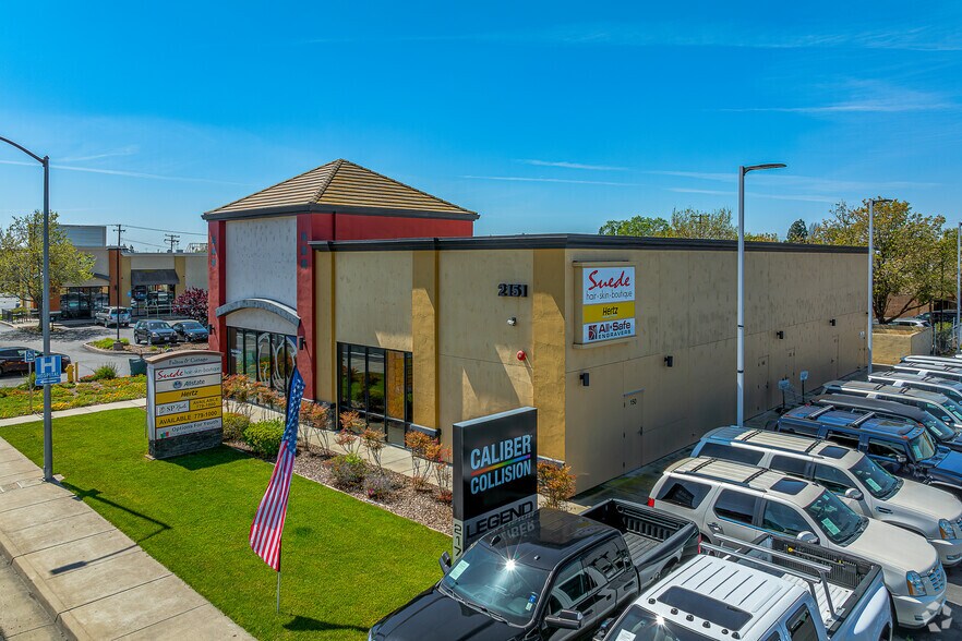 More Photos Of 2125 Fulton Ave, Sacramento Unknown For Lease