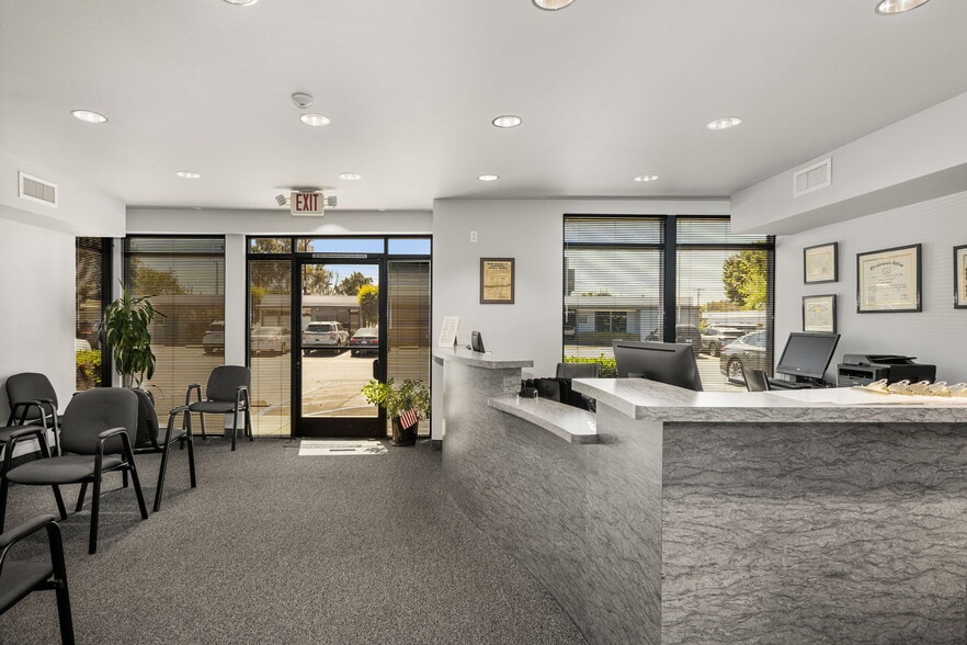 More Photos Of 1761 W Romneya Dr, Anaheim Medical For Lease