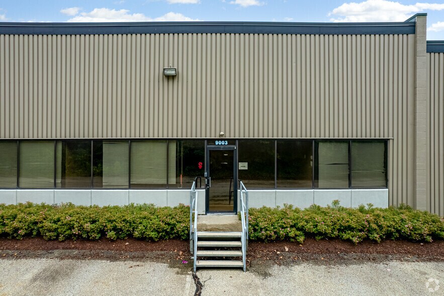 More Photos Of 9000-9018 Rico Rd, Monroeville Flex For Lease