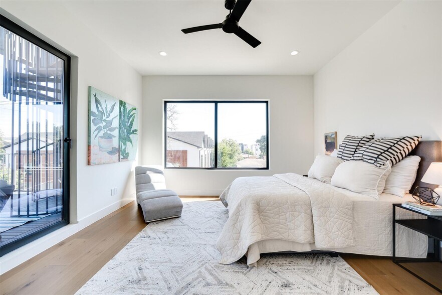 More Photos Of 3825 Munger Ave, Dallas Multifamily For Sale