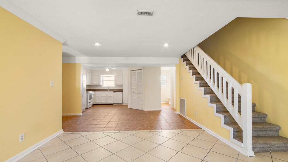 More Photos Of 1656 Scenic Gulf Dr, Destin Apartments For Sale