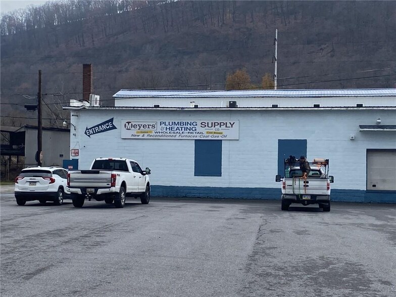 More Photos Of 520 Horner St, Johnstown Warehouse For Sale