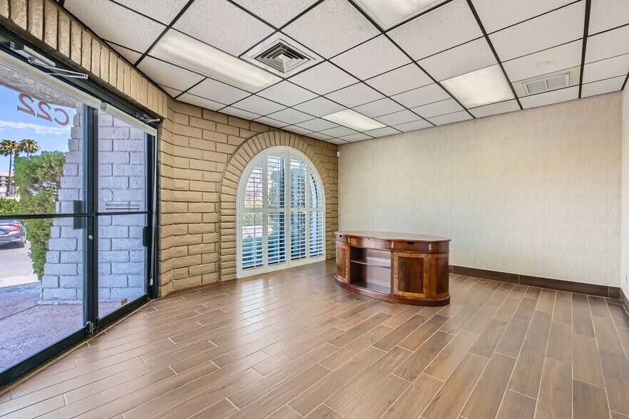 More Photos Of 601 S Rancho Dr, Las Vegas Medical For Sale