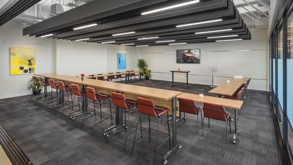 More Photos Of 525 Junction Rd, Madison Office For Lease