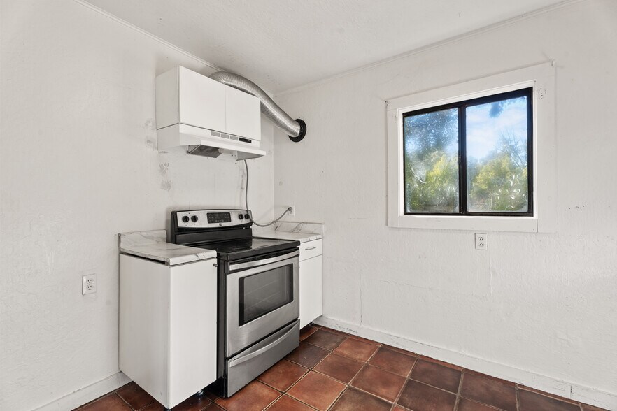 More Photos Of 8660-8684 Highway 128 Hwy, Philo Flex For Sale