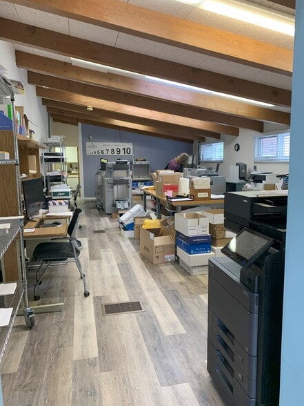 More Photos Of 215 E 7th St, Loveland Freestanding For Lease