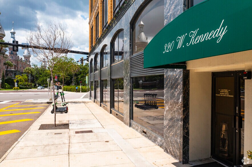 More Photos Of 320 W Kennedy Blvd, Tampa Office For Lease
