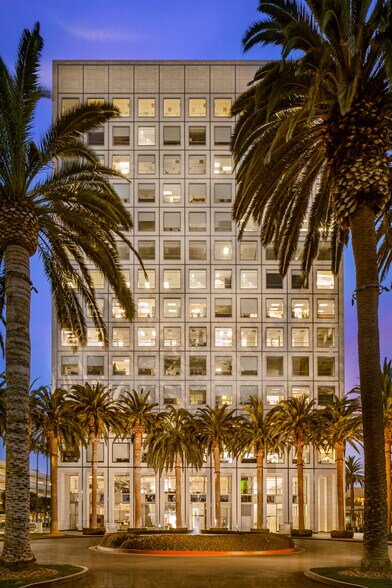 More Photos Of 4685 MacArthur Ct, Newport Beach Office For Lease