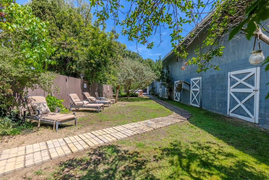 More Photos Of 1667 Las Virgenes Canyon Rd, Calabasas Multifamily For Sale