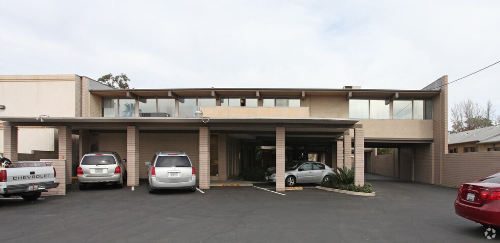 More Photos Of 502 W Route 66, Glendora Office For Lease