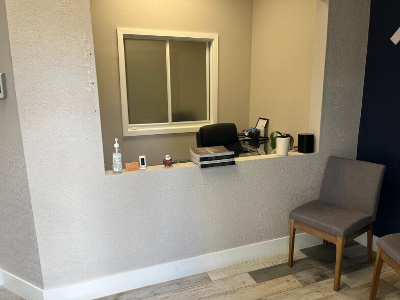 More Photos Of 20871 Johnson St, Pembroke Pines Warehouse For Sale