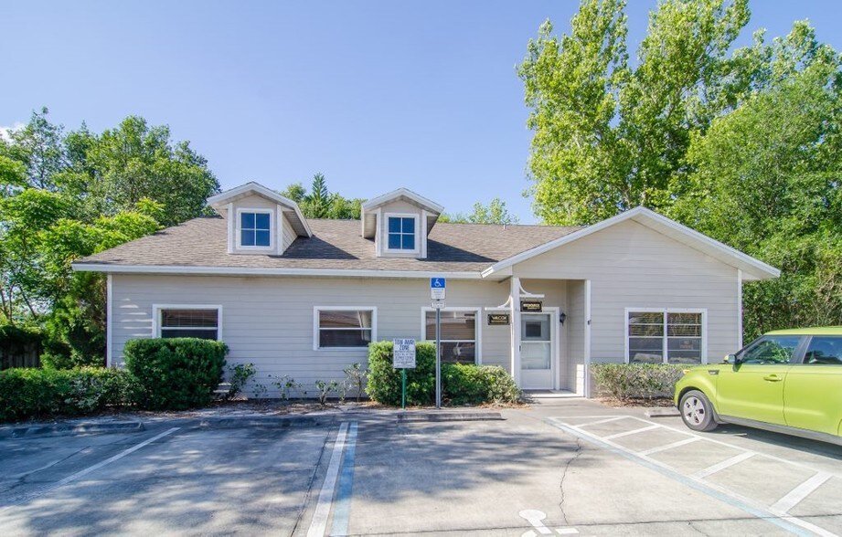 More Photos Of 258 Short Ave, Longwood Office For Sale