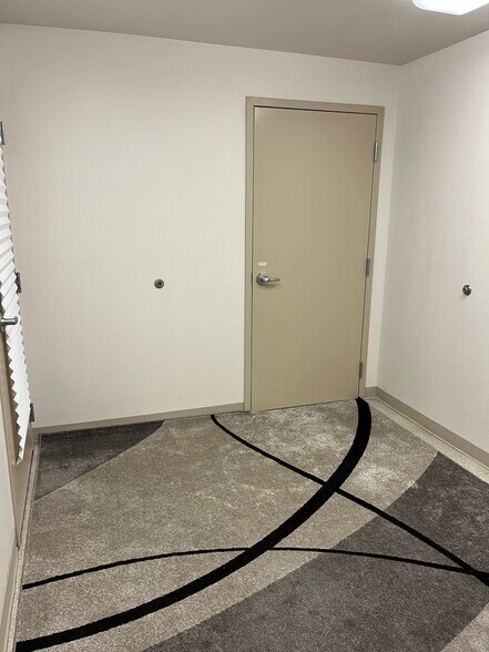 More Photos Of 4850 E Baseline Rd, Mesa Coworking Space