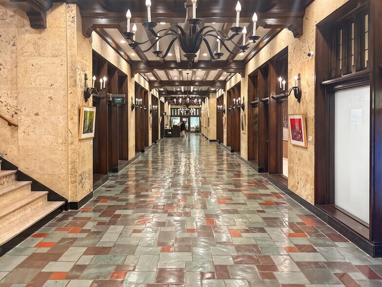 More Photos Of 320 N Meridian St, Indianapolis Coworking Space