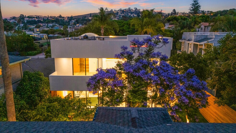 More Photos Of 7372 Fay Ave, La Jolla Multifamily For Sale