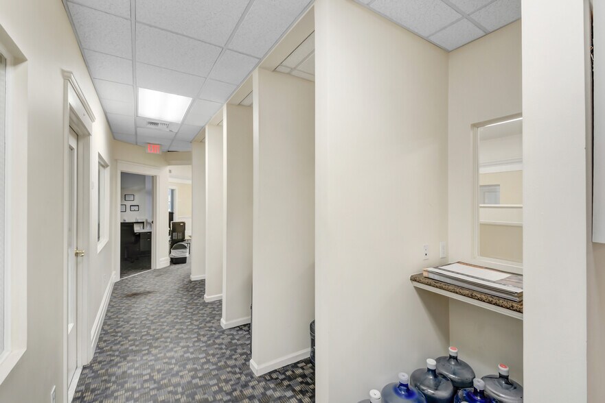 More Photos Of 401 W 4th St, San Bernardino Bank For Sale