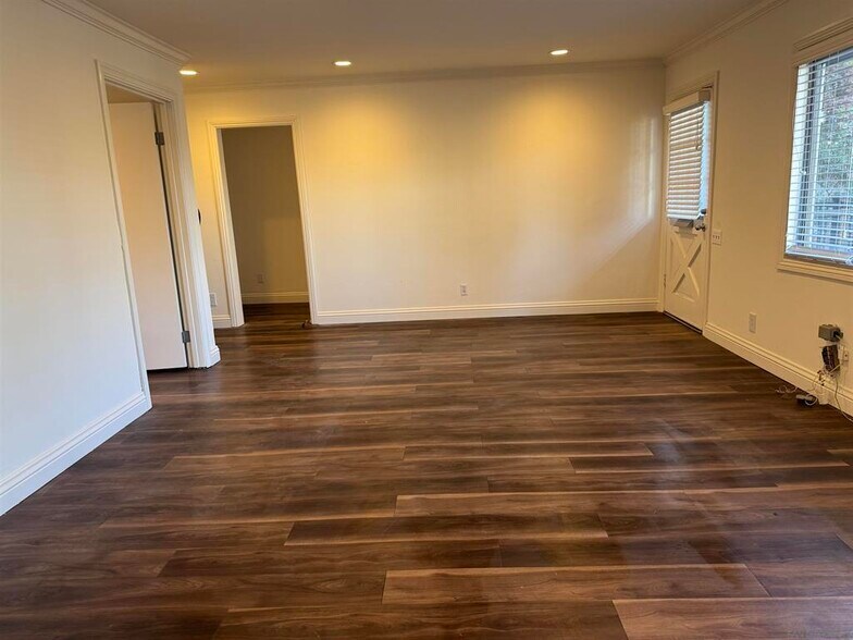 More Photos Of 9627-9639 Grossmont Summit Dr, La Mesa Medical For Lease