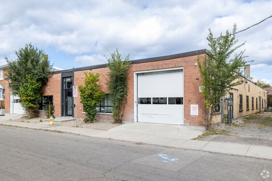 Primary Photo Of 255-257 Ste-anne Ave, Ottawa Warehouse For Lease