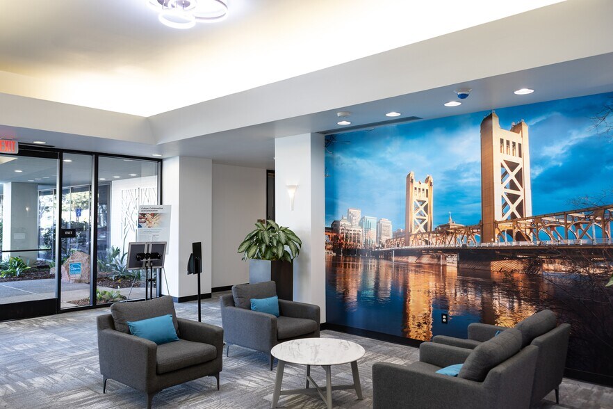 More Photos Of 2535 Capitol Oaks Dr, Sacramento Office For Lease