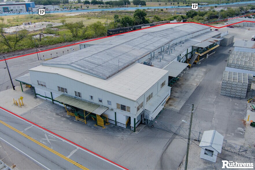 More Photos Of 500 Avenue R SW, Winter Haven Warehouse For Sale