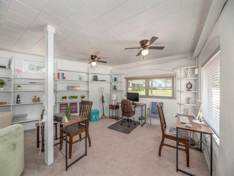 More Photos Of 491 Allens Creek Rd, Waynesville Loft Creative Space For Lease