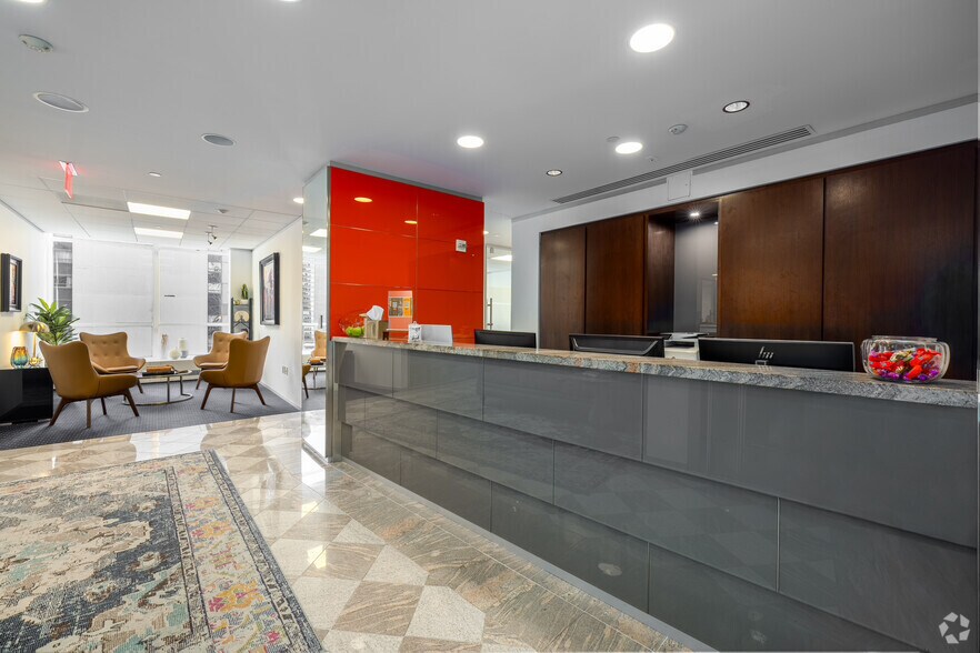 More Photos Of 1330 Avenue of the Americas, New York Coworking Space