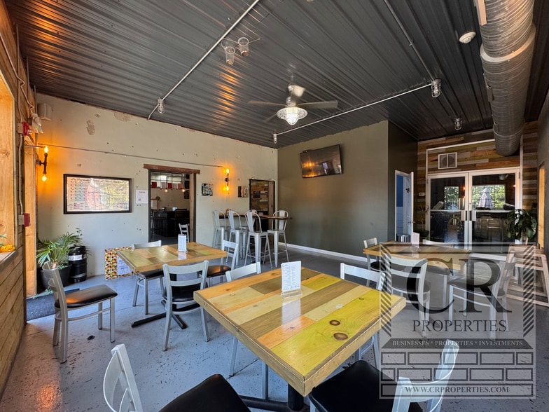 More Photos Of 17 Milton Ave, Highland Warehouse For Sale