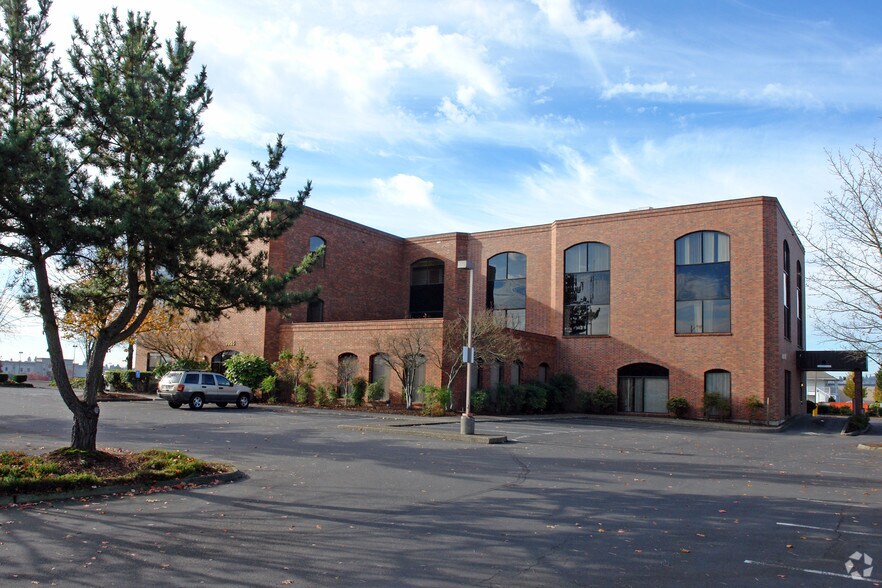 Primary Photo Of 9955 SE Washington, Portland Office For Lease