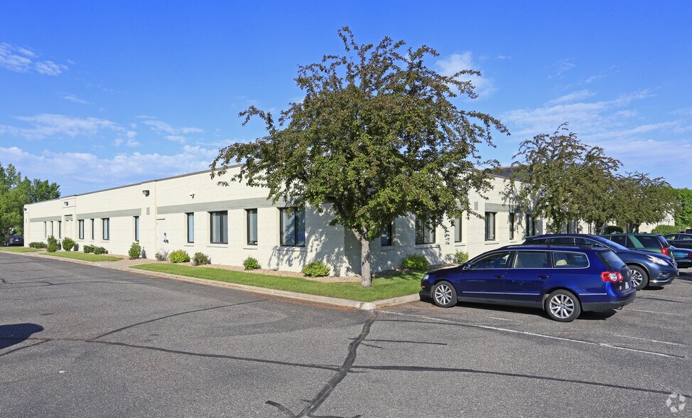 More Photos Of 940 Industrial Dr S, Sauk Rapids Light Distribution For Lease