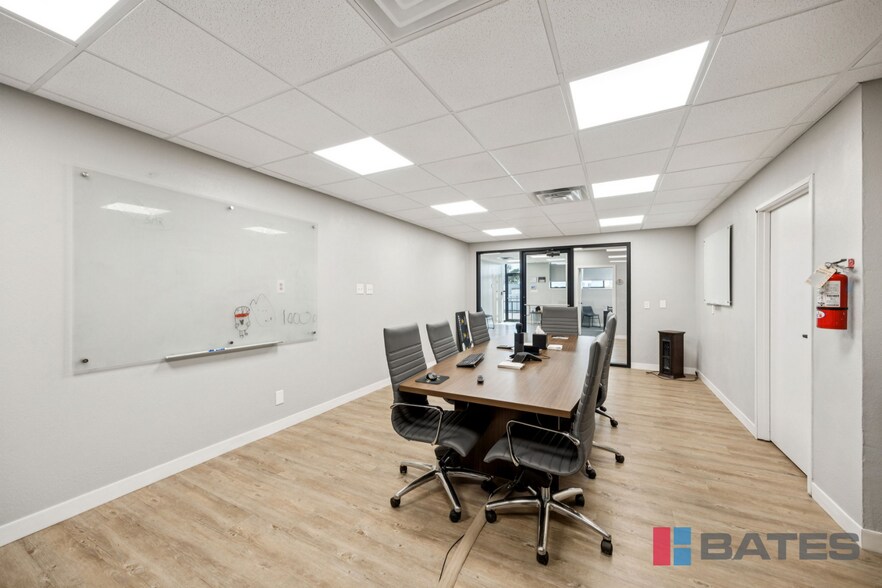 More Photos Of 8900 Ambassador Row, Dallas Distribution For Sale