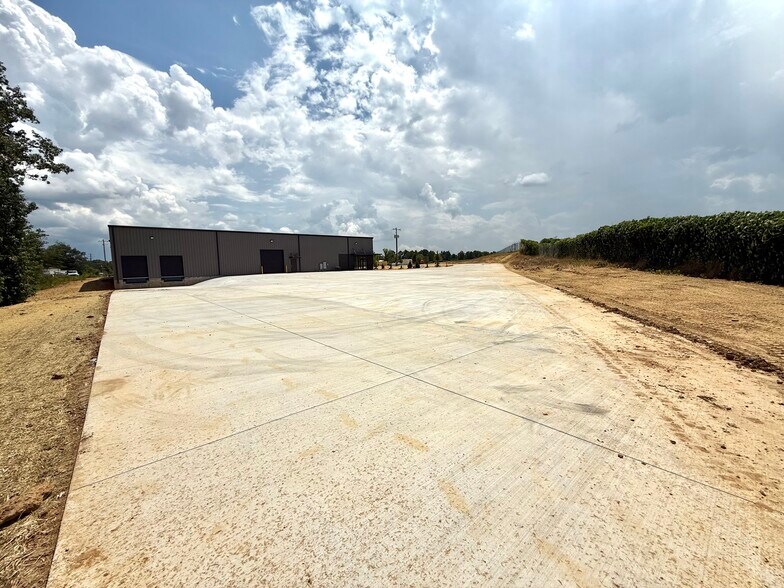 More Photos Of 106 War Birds blvd, Spartanburg Industrial For Sale