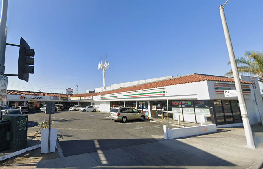 Primary Photo Of 2276-2294 Firestone Blvd, Los Angeles Storefront For Lease