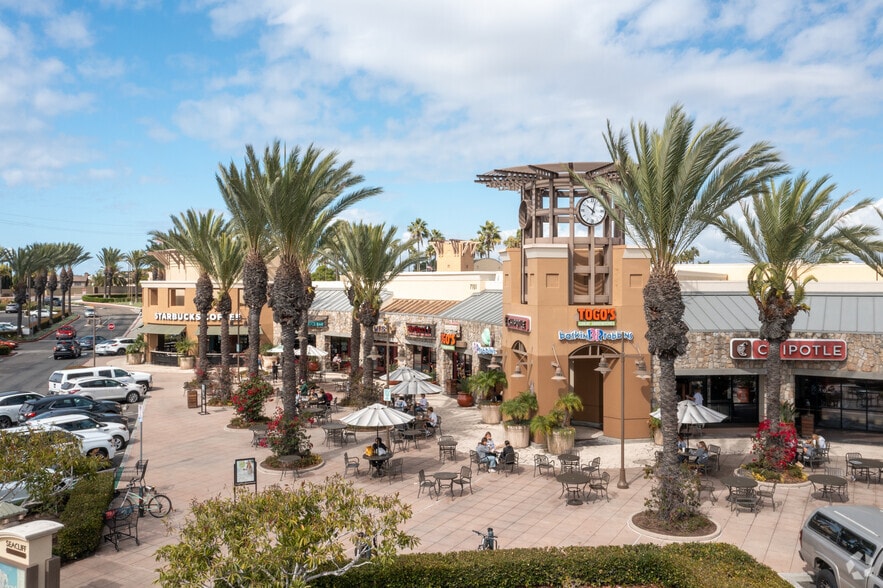 More Photos Of 7201 Yorktown Ave, Huntington Beach Unknown For Lease