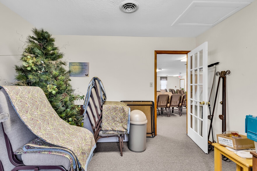 More Photos Of 4277 Columbus Pike, Delaware Religious Facility For Sale