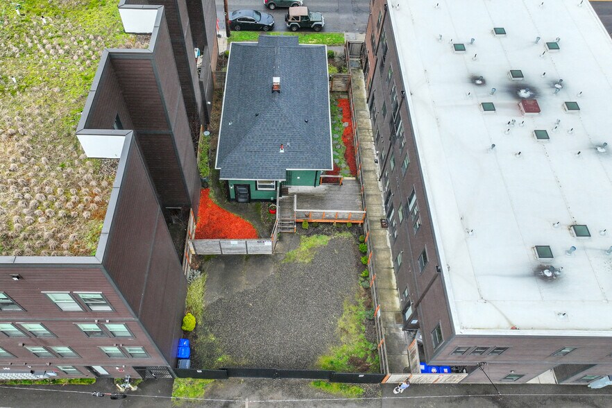 More Photos Of 5130 N Lombard St, Portland Freestanding For Sale