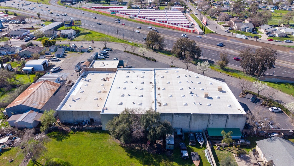 More Photos Of 2660-2680 Albatross Way, Sacramento Warehouse For Sale