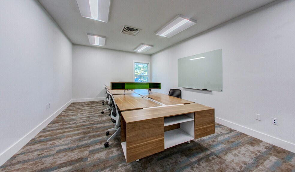 More Photos Of 225 SW 7th Ter, Gainesville Office For Lease