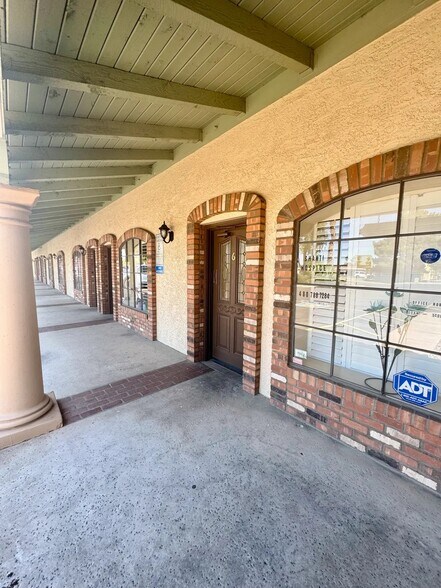 More Photos Of 501 W Ray Rd, Chandler Office For Lease